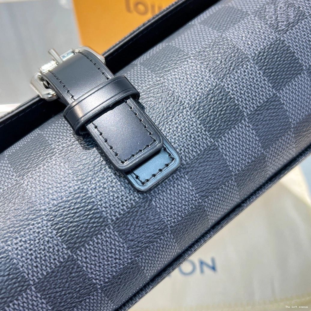 CUSTOM LV CHECKERED CASE WATCH 0822